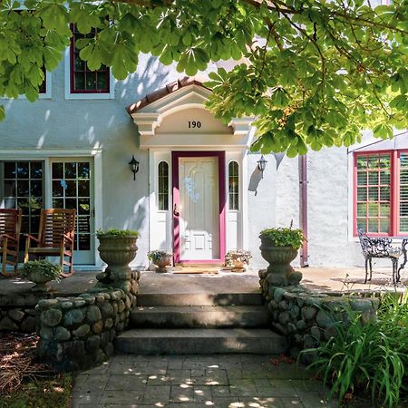 The Villa Bed And Breakfast Westerly Eksteriør bilde